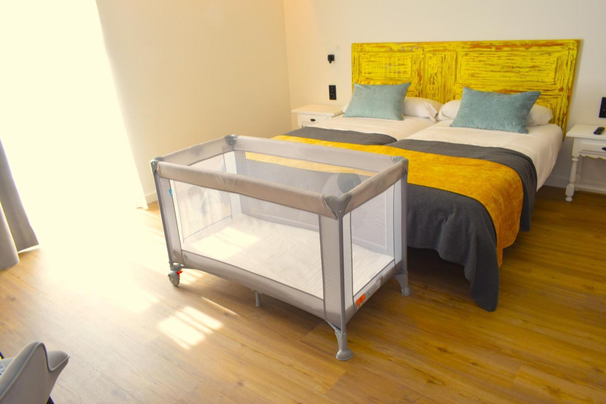 La Guardia Hotel Pachico מראה חיצוני תמונה